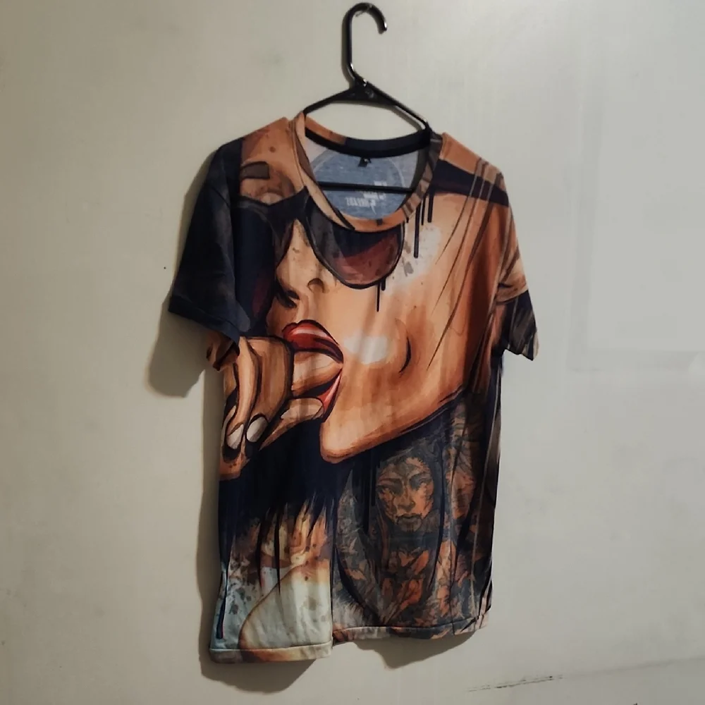 Trendy Graphic Short Sleeve Tee - Multicolor - Picture 3 of 7